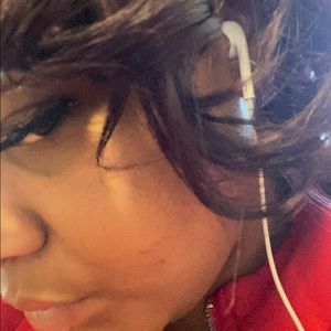 Meet your Posher, Donye